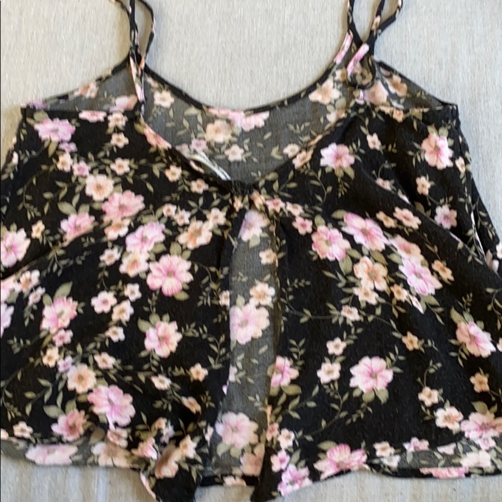 Floral top - Picture 3 of 3